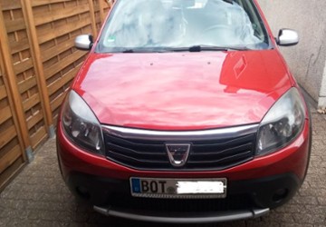 Dacia Sandero 100.850 km 3.990 &euro; Bottrop 46242