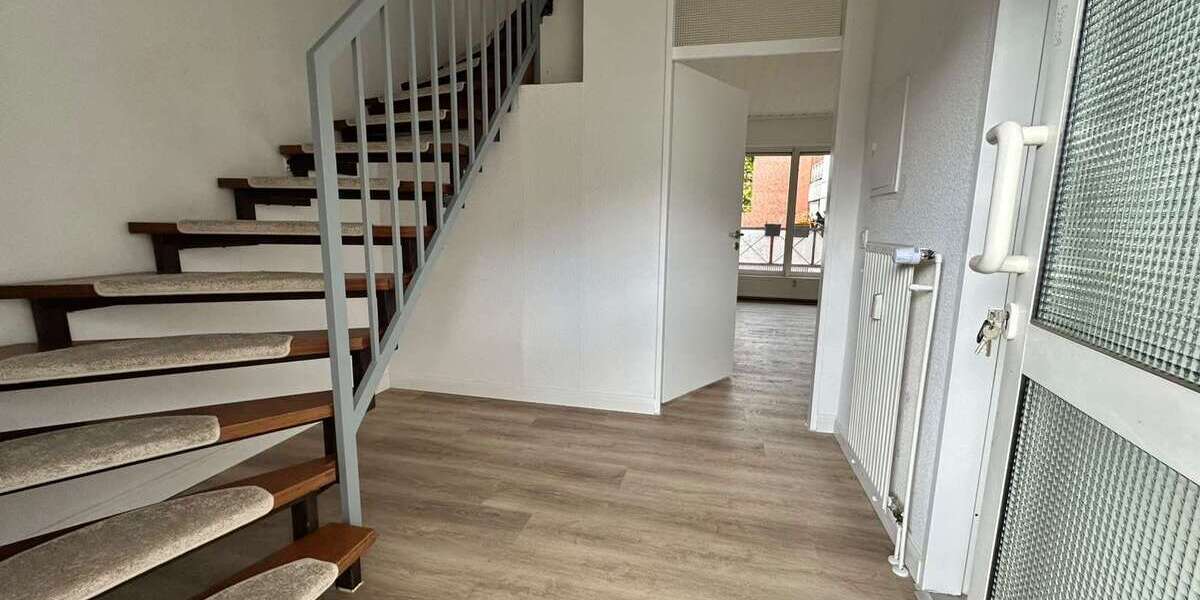 Etagenwohnung Witten Witten-Mitte - 4 Zimmer, 100 m&sup2;, 945&euro; | Angebot:27143697