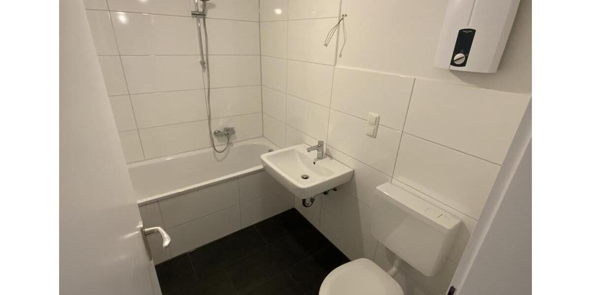 Etagenwohnung Essen Stadtbezirk III - 2 Zimmer, 65 m&sup2;, 575&euro; | Angebot:23594374