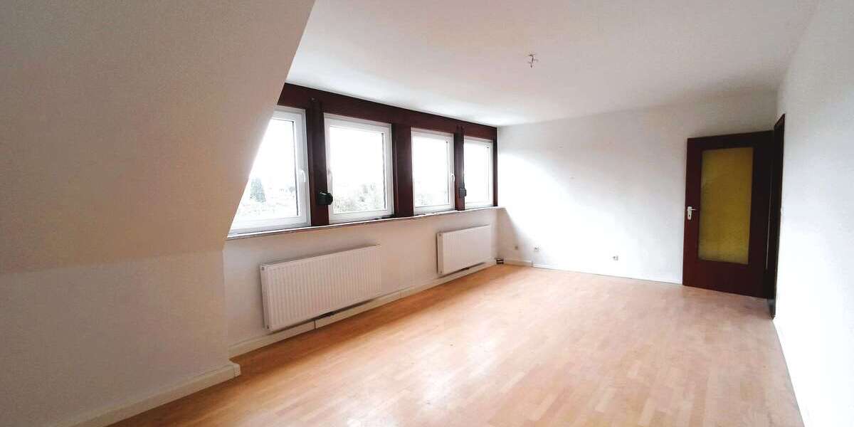 Etagenwohnung Mülheim an der Ruhr Altstadt II - 5 Zimmer, 100 m&sup2;, 630&euro; | Angebot:27010371