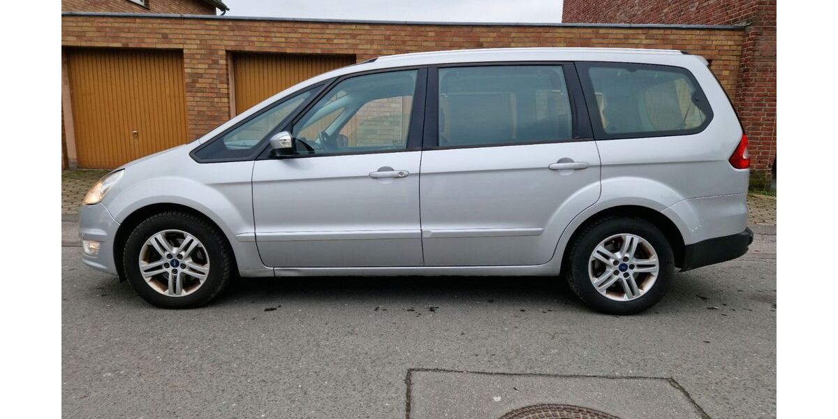 Ford Galaxy 219.000 km 8.499 &euro; Gelsenkirchen 45881