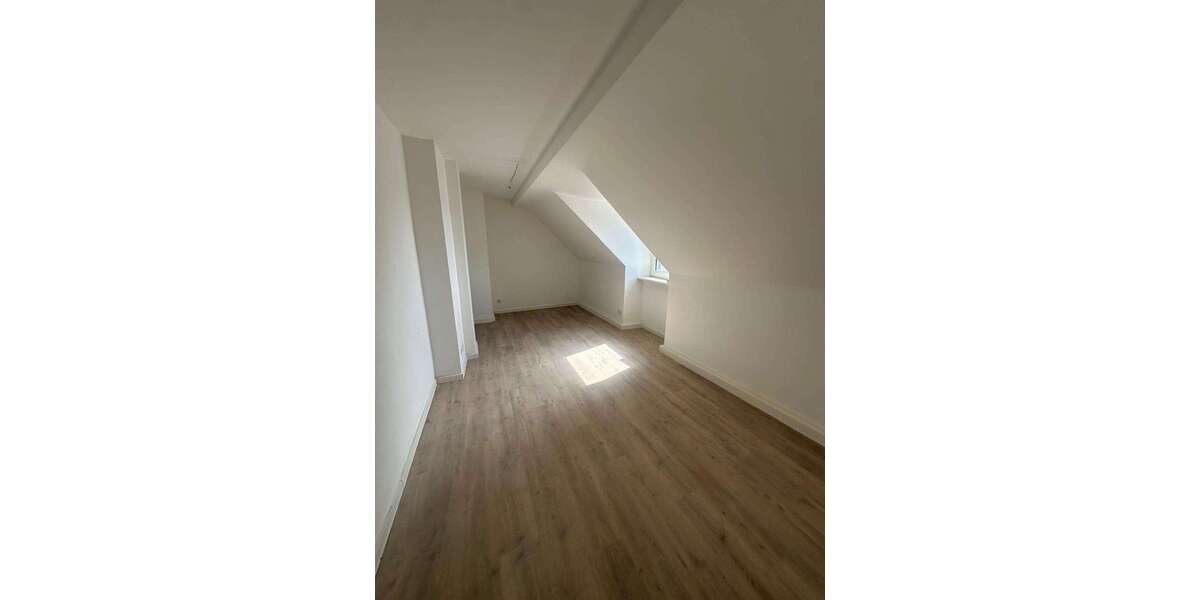 Etagenwohnung Bochum Innenstadt - 1 Zimmer, 22 m&sup2;, 374&euro; | Angebot:27250227