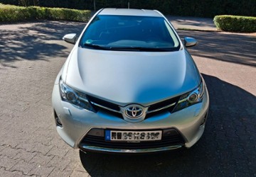 Toyota Auris 138.000 km 10.500 &euro; Waltrop 45731