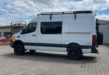 Mercedes-Benz Sprinter 180.000 km 79.500 &euro; Oberhausen 46049