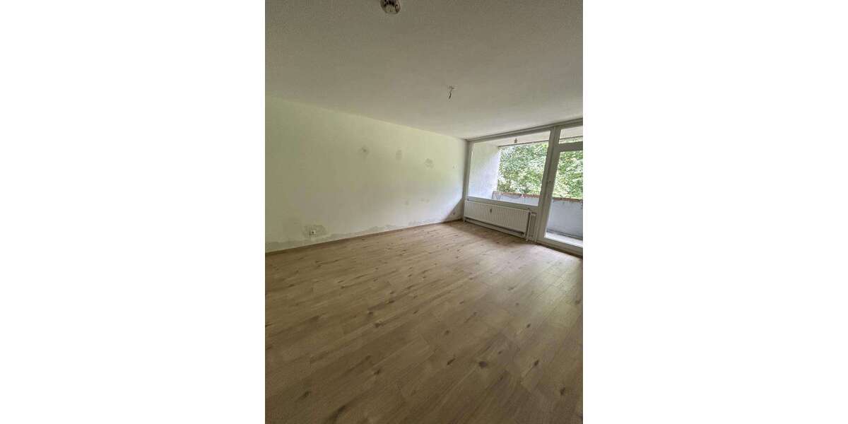 Etagenwohnung Dortmund Scharnhorst - 3 Zimmer, 74 m&sup2;, 609&euro; | Angebot:27235690