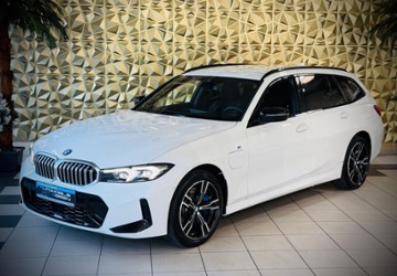 BMW 330 9.000 km 41.999 &euro; Essen 45326