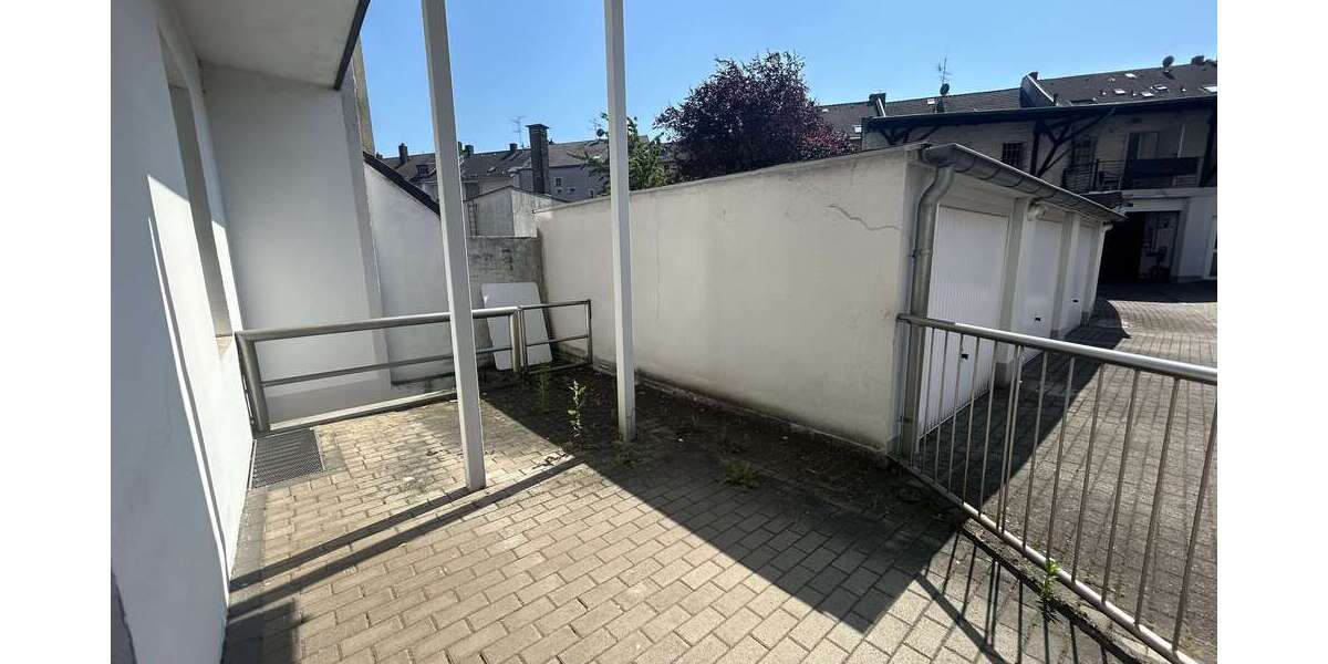 Etagenwohnung Essen Kray - 2 Zimmer, 89 m&sup2;, 850&euro; | Angebot:26943150