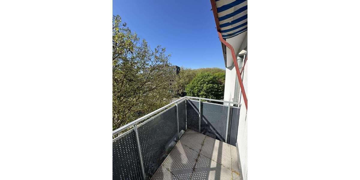 Etagenwohnung Essen Südostviertel - 3 Zimmer, 121 m&sup2;, 890&euro; | Angebot:23532585