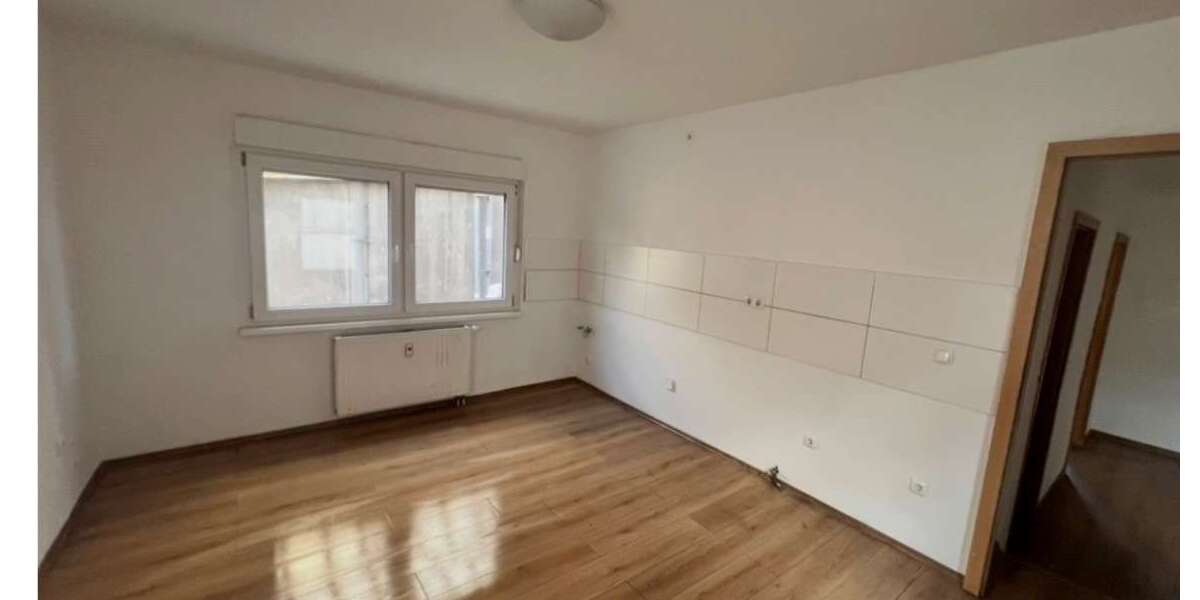 Etagenwohnung Gelsenkirchen Ückendorf - 2 Zimmer, 68 m&sup2;, 548&euro; | Angebot:26365549