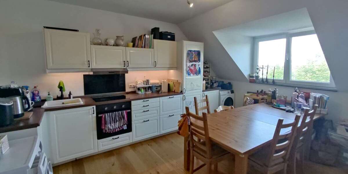 Etagenwohnung Dortmund Innenstadt Ost - 3 Zimmer, 80 m&sup2;, 800&euro; | Angebot:27243199