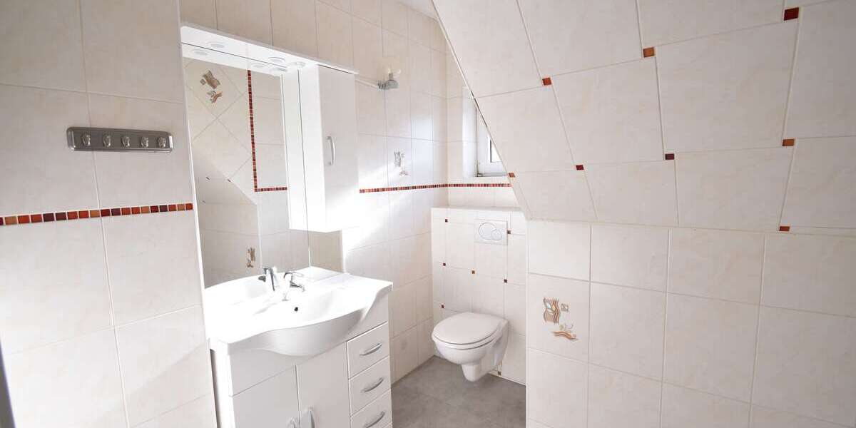 Etagenwohnung Essen Kray - 5 Zimmer, 110 m&sup2;, 890&euro; | Angebot:27040477