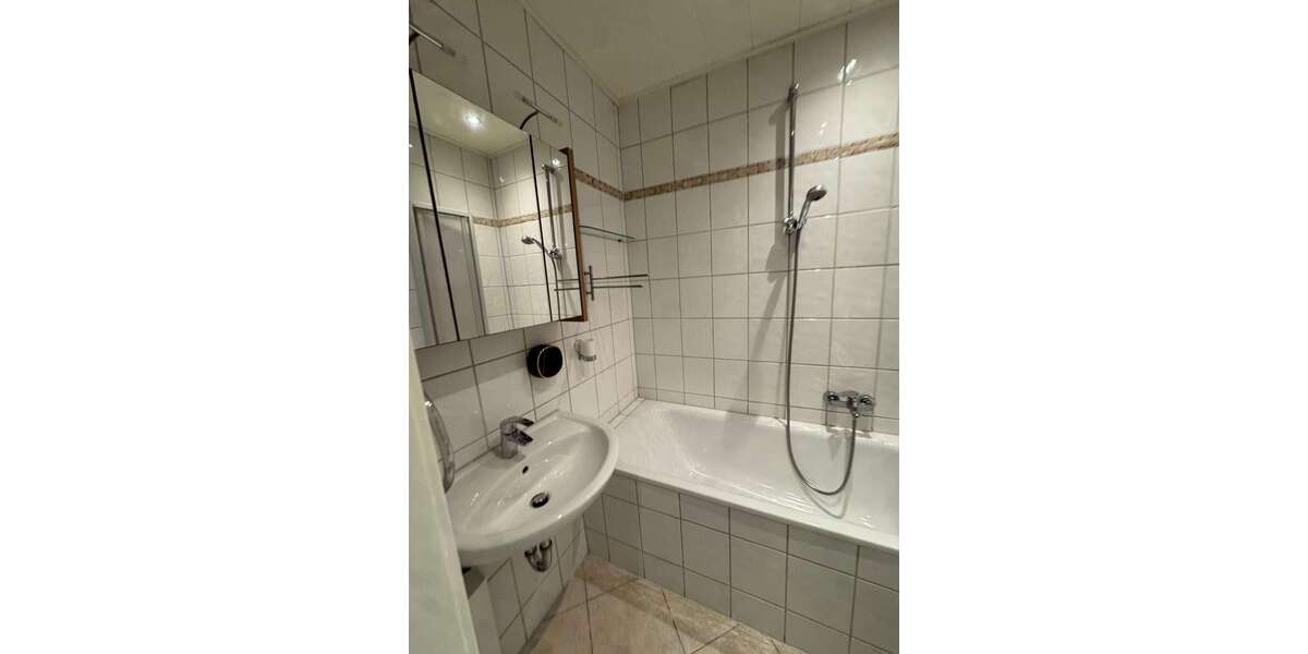 Etagenwohnung Essen Kray - 1 Zimmer, 34 m&sup2;, 315&euro; | Angebot:26803685
