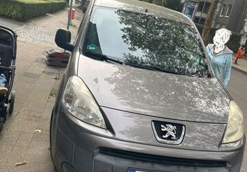 Peugeot Partner Tepee 69.000 km 5.300 &euro; Bochum 44866