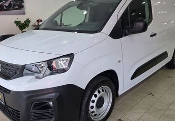 Peugeot Partner 108.458 km 11.490 &euro; Recklinghausen 45661