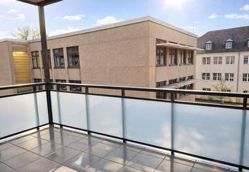 Helle, großzügige Wohnung in einem gepflegten Wohn- und Geschäftshaus. - Wohnung Recklinghausen Stadtmitte | Angebot:25319156