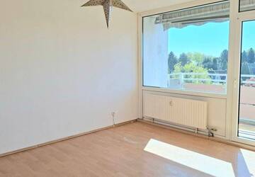 Mit Blick über Recklinghausen! Helle Mietwohnung mit Südbalkon und Einbauküche in Recklinghausen-Ost - Wohnung Recklinghausen Ost | Angebot:26845375